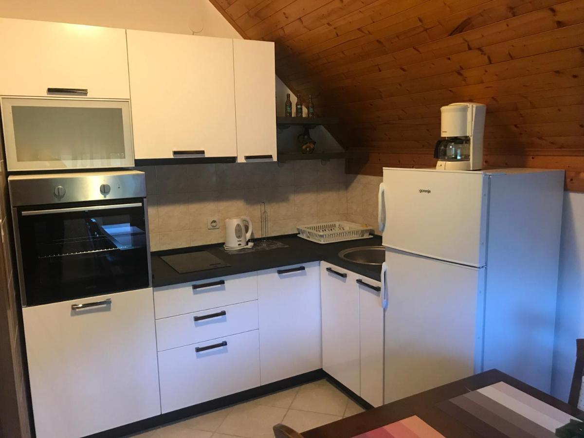 סמולג'אנאק Apartments Renata מראה חיצוני תמונה